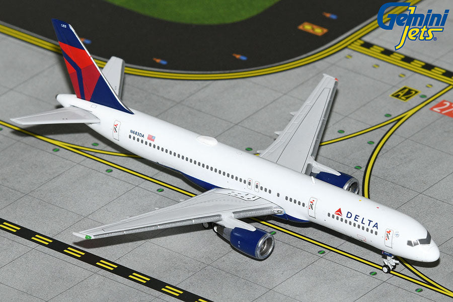 Gemini Jets GJDAL2097 1:400 Delta Air Lines Boeing 757-200 N683DA -MTS  Aviation Models