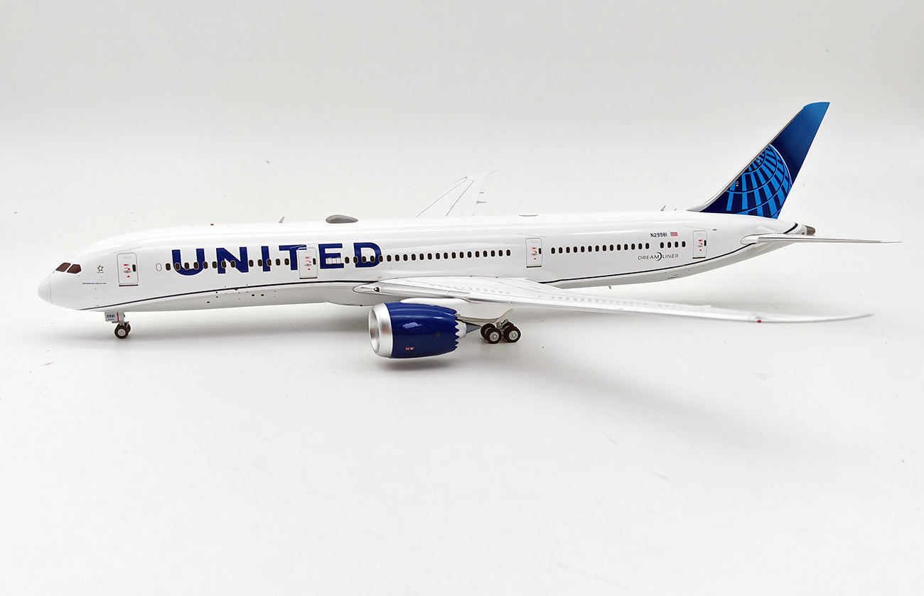 Pre-Order Inflight IF789UA1123 1:200 United Airlines Boeing 787-9