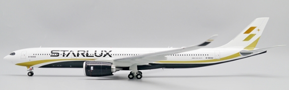 JC Wings EW2339002 1:200 Starlux Airlines A330-900neo B-58302 -MTS