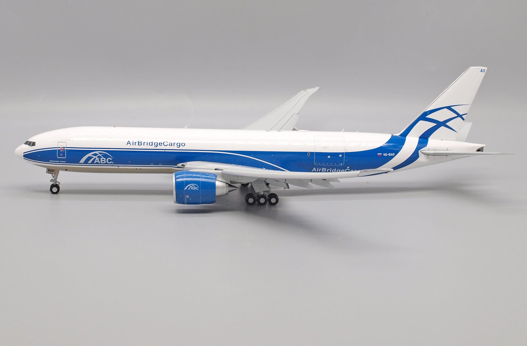 JC Wings 1:200 AirBridge Cargo Boeing 777-200LRF VQ-BAO (Flaps Down)  JC2ABW0054A