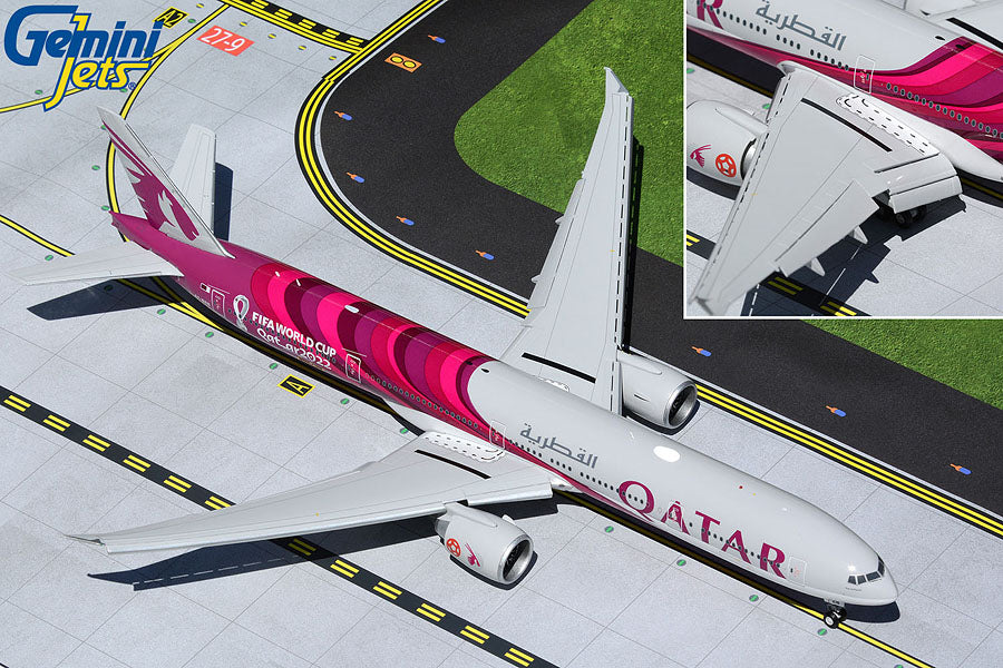 Gemini Jets G2QTR972F 1:200 Qatar Airways Boeing 777-300ER (Flaps Down)
