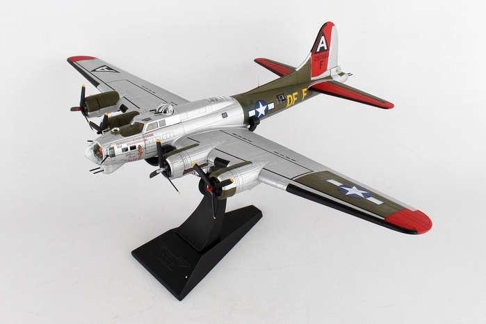 Corgi AA33316 1:72 B-17G Flying Fortress 