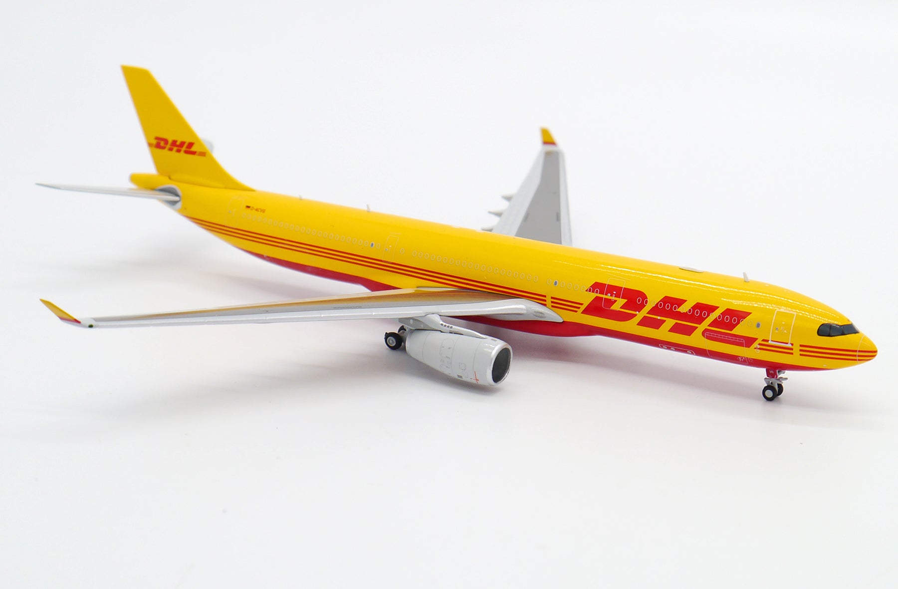 JC Wings 1:400 DHL Airbus A330-300 XX40012