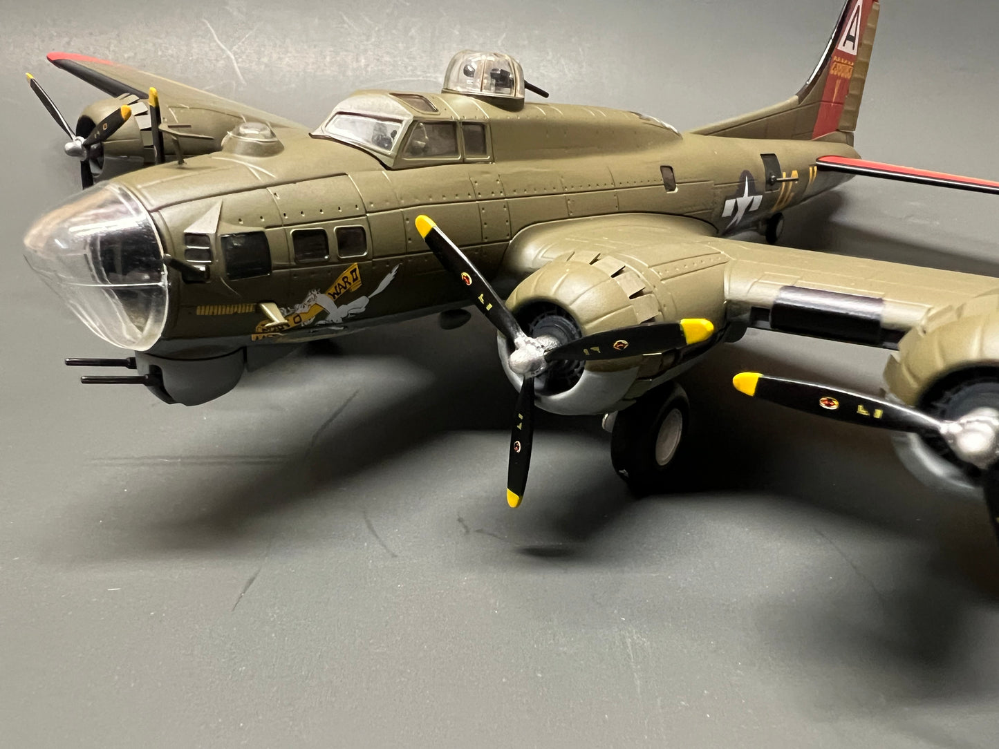 Air Force 1 AF1-0110DW 1:72 B-17 Flying Fortress Man O' War, 323RD BS, 91ST BG, 8TH AF