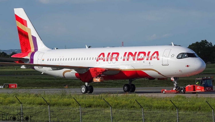 Phoenix 11907 1:400 Air India Airbus A320neo VT-RTN