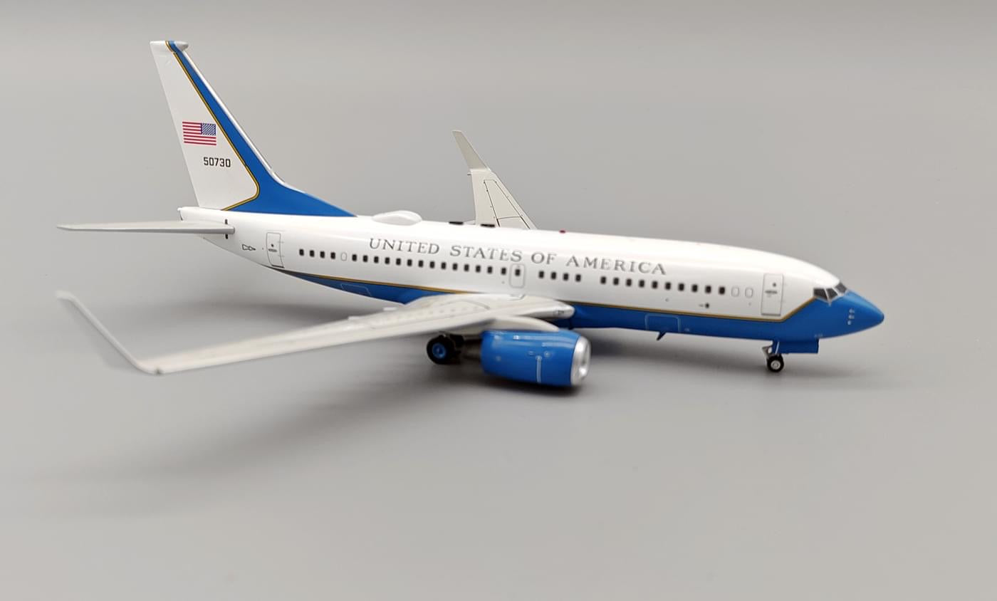 Pre-Order JFox JF-737-7-007 1:200 737-7CP (C-40C BBJ) USAF