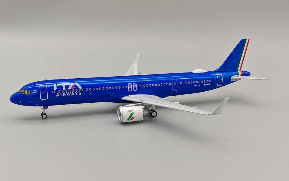 Pre-Order JFox JF-A321-045 1:200 A321-271NX ITA Airways EI-HXB