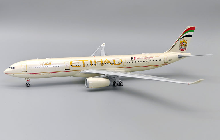 Pre-Order InFlight200 IF333EY1224R 1:200 Etihad Airways Airbus A330-343 A6-AFC F-1