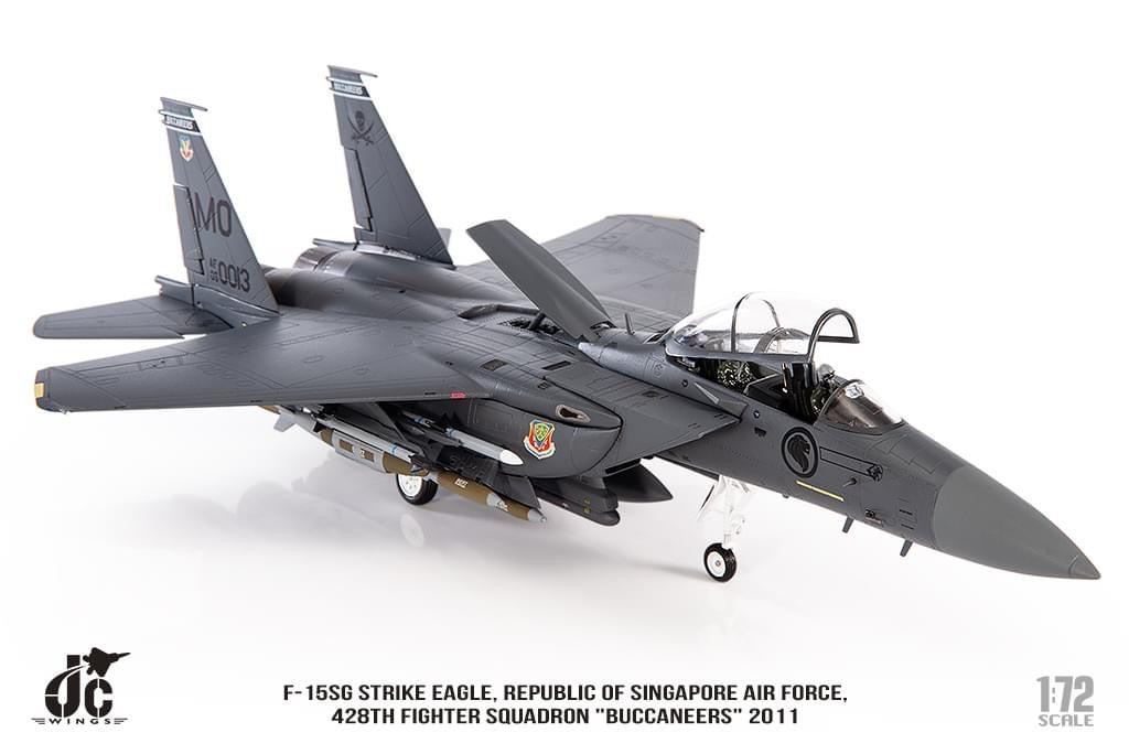 Pre-Order JC Wings JCW-72-F15-025 1:72 F-15SG Strike Eagle Republic of Singapore Air Force, 428th Fighter Squadron "Buccaneers" 2011