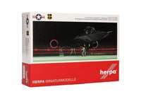 Herpa Wings 573290 1:200 USAF SR-71B Blackbird 9th SRW, Beale Air Base "Gumby" 61-7956