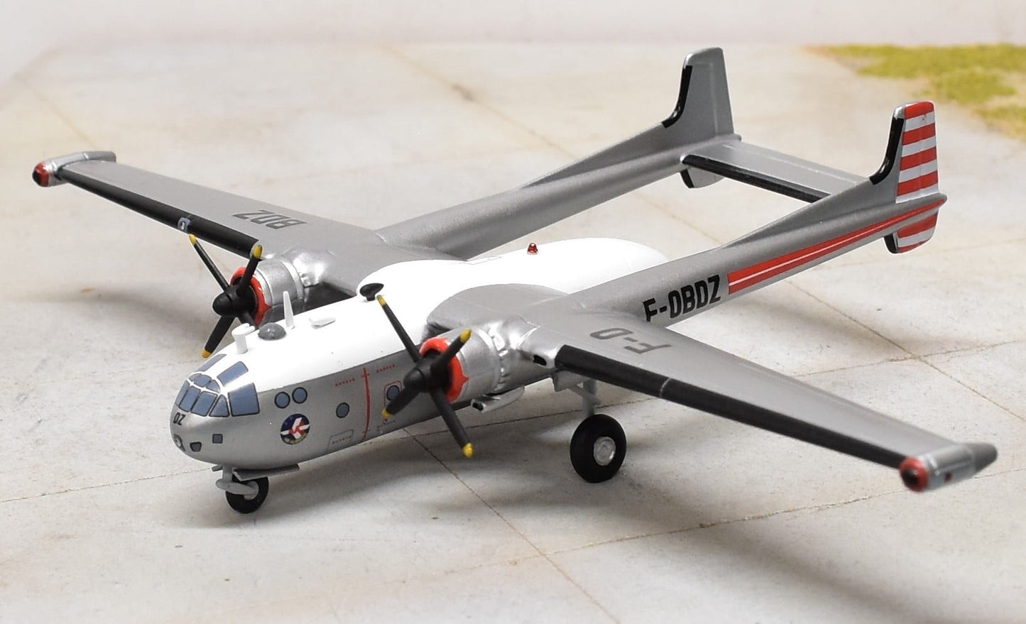 Sky Classics 1:200 Nord 2501 Noratlas   "Algerie"