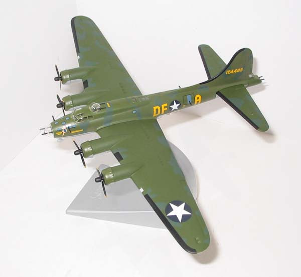 Corgi AA31104 1:144 Boeing B-17F Flying Fortress Memphis Belle -MTS ...