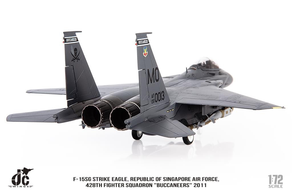 Pre-Order JC Wings JCW-72-F15-025 1:72 F-15SG Strike Eagle Republic of Singapore Air Force, 428th Fighter Squadron "Buccaneers" 2011