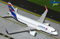 Gemini Jets G2LAN1313 1:200 LATAM Airlines A320neo CC-BHG