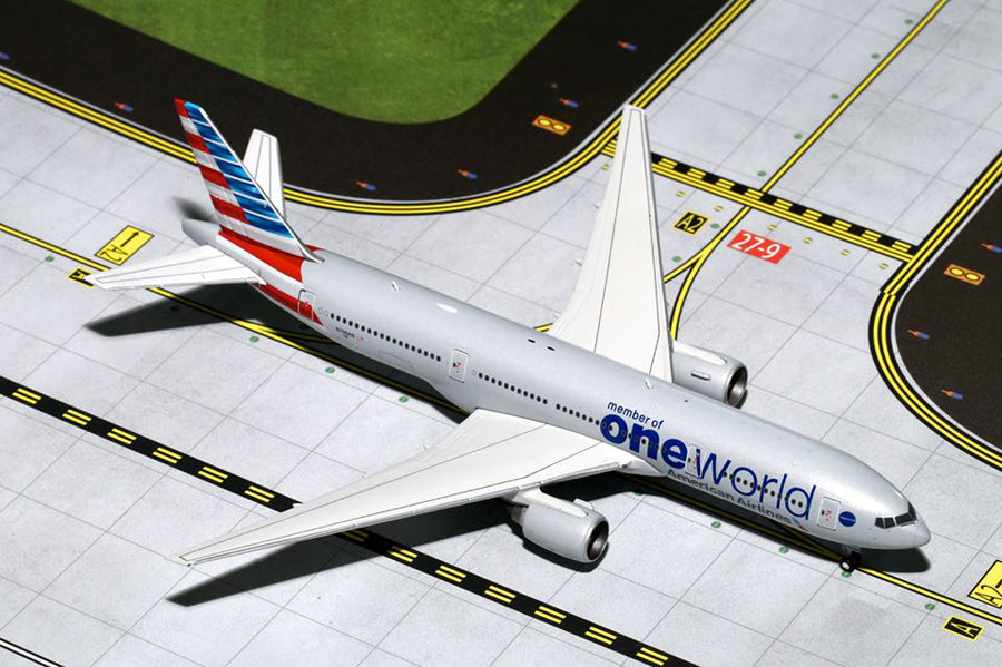 Gemini Jets GJAAL1362 1:400 American Airlines Boeing 777-200ER N796AN "One World"