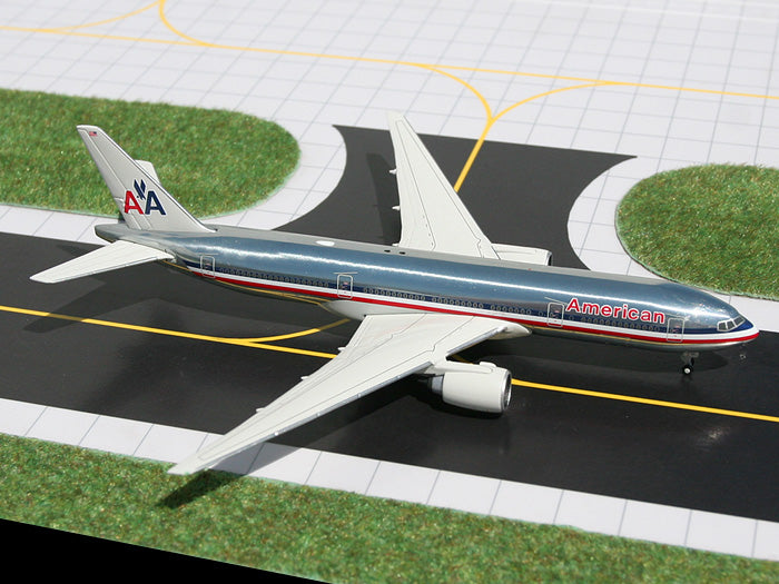 Gemini Jets GJAAL328 1:400 American Airlines Boeing 777-200ER