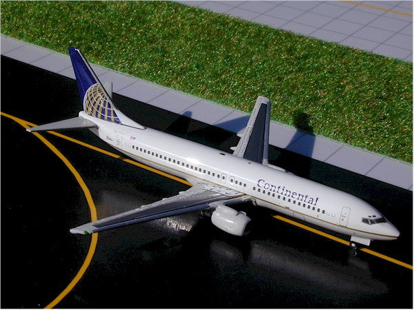 Gemini Jets GJCOA122 1:400 Continental Boeing 737-800 N12216