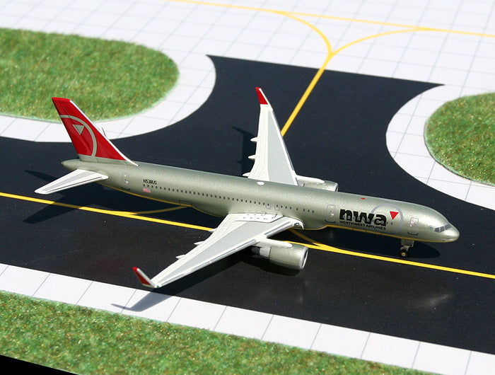 Gemini Jets Gjnwa224 1:400 Northwest Airlines Boeing 757-200 -mts 