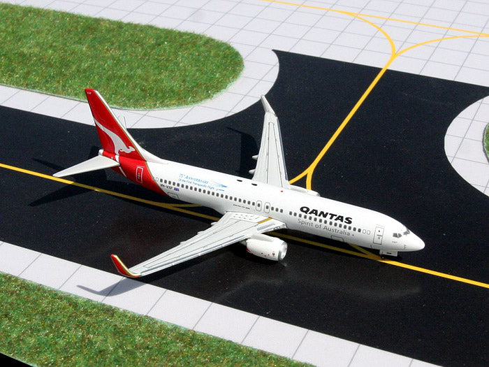 Gemini Jets GJQFA520 1:400 Qantas Boeing 737-800 VH-VXP