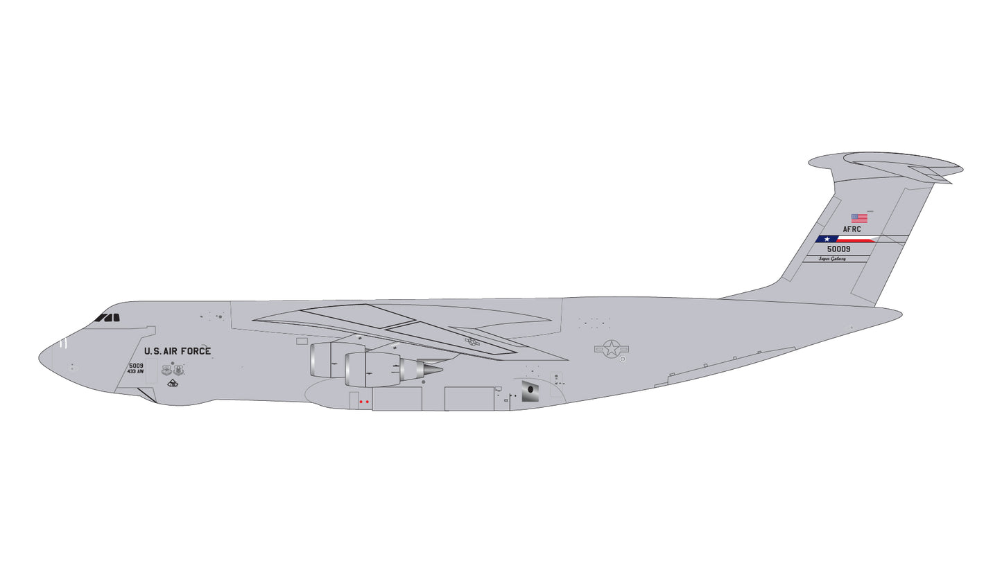 Pre-Order Gemini Macs GMUSA142 1:400 U.S. Air Force C-5M Super Galaxy 85-0009 (Lackland Air Force Base)