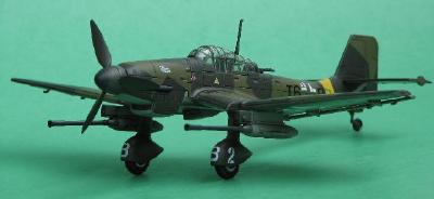 Hobby Master HA0101 1:72 JU-87 G-1 "Tank Buster" Stab 10.(Pz)/SG2, H. Rudel, Slovakia, 1944