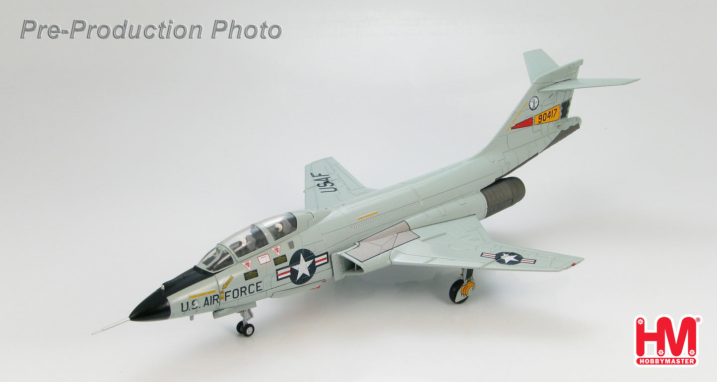 Hobby Master HA3705 1:72 McDonnell F-101B Voodoo 90417 136th FIS, New York ANG, Niagara Falls 1970s