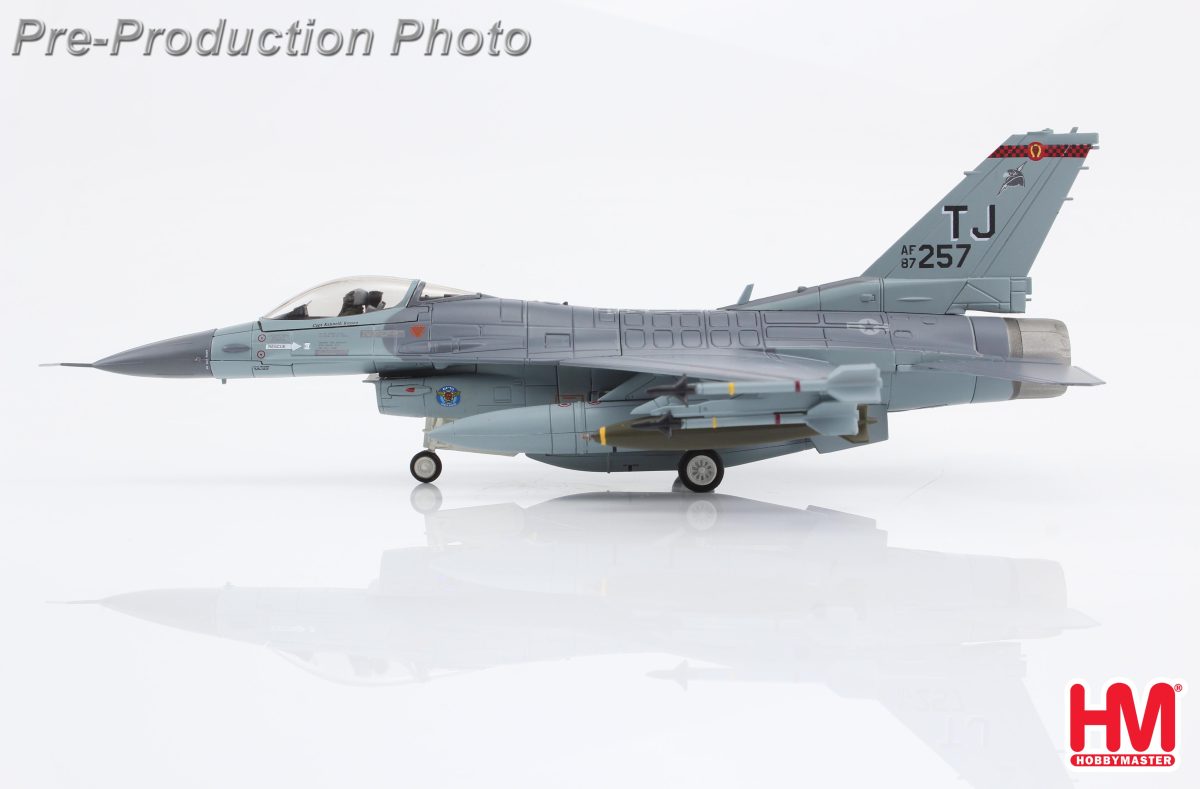 Hobby Master HA38029 1:72 F-16C Fighting Falcon 614th TFS, Doha AB, Qatar,Desert Storm, 1991