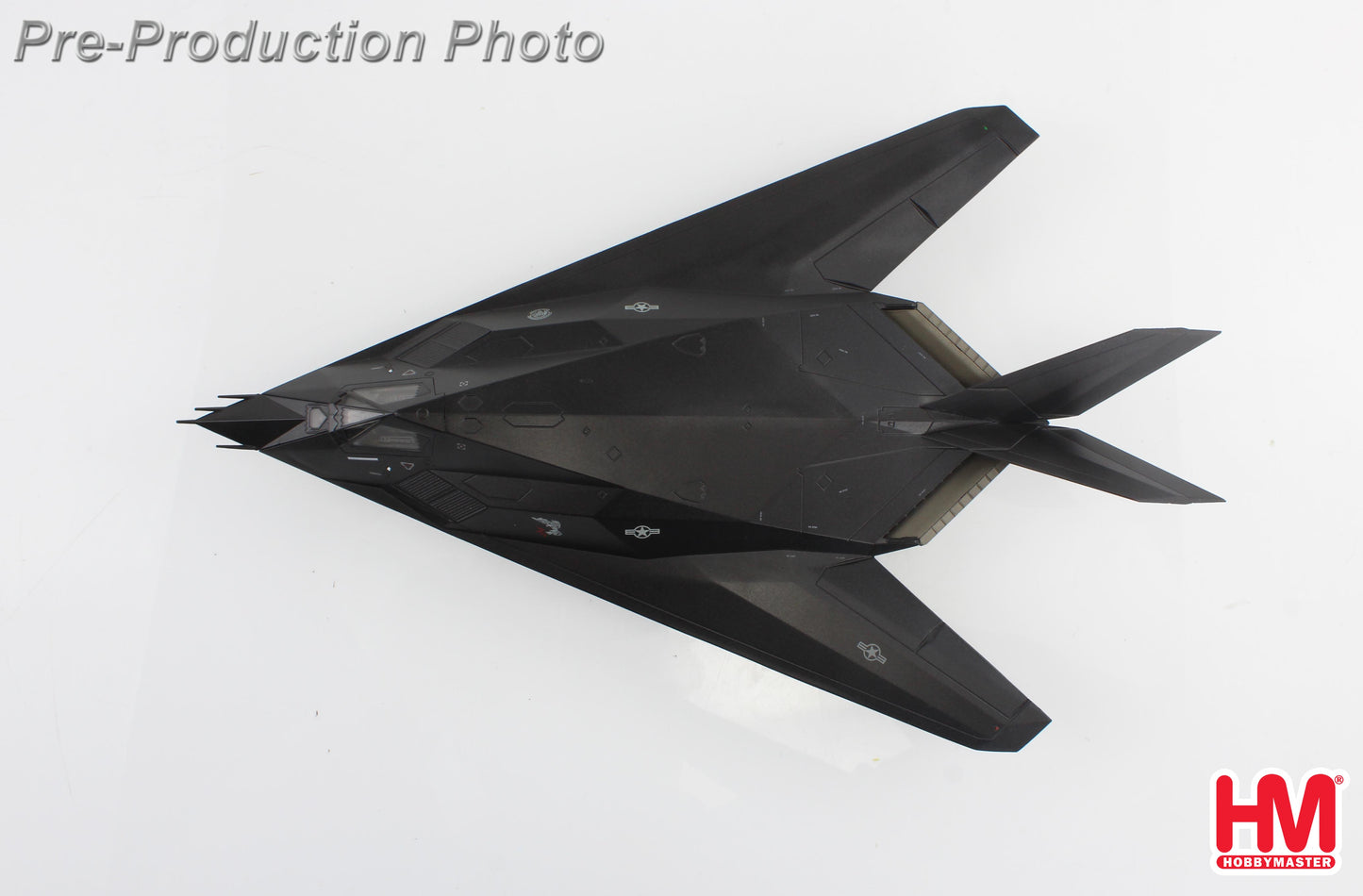 Hobby Master HA5812 F-117A Nighthawk 88-0841, USAF, 2021 (w/2 x B57, 2 x B61 bomb, 2 x GBU-31, 2 x GBU-24)