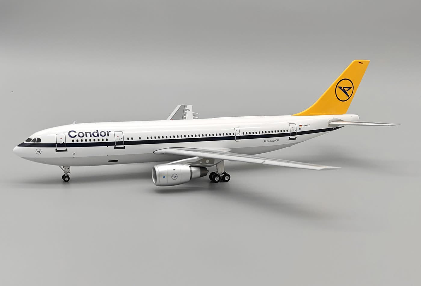 Pre-Order JFox JF-A300-006 1:200 A300B4-2C Condor