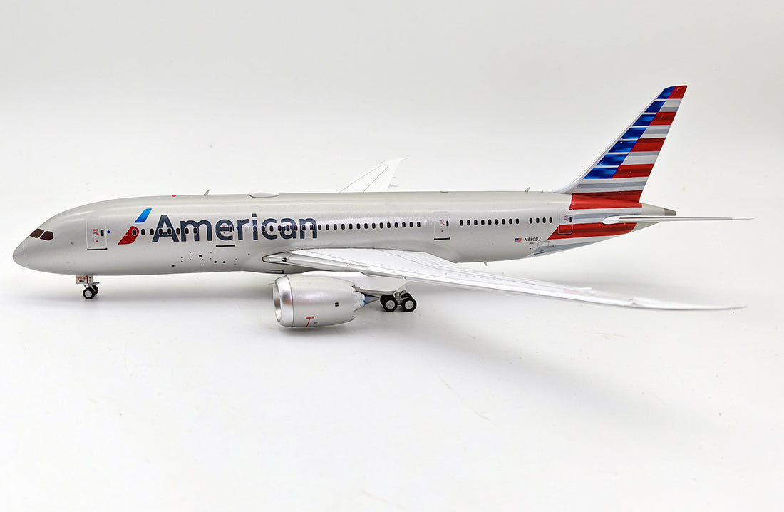 InFlight200 IF788AA1023 American Airlines Boeing 787-8 Dreamliner N880BJ