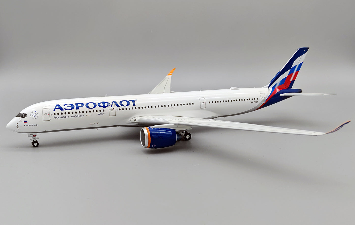 B-Models B-359-RU-154 1:200 Aeroflot Airbus A350-941 RA-73154