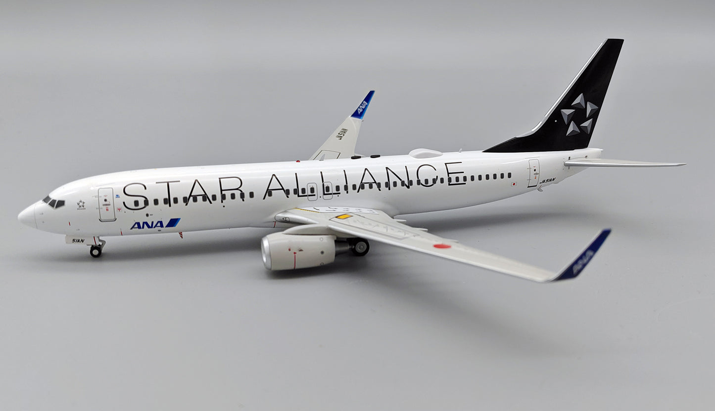 JFox JF-737-8-043 1:200 All Nippon Airways ANA 737-881 (WL) Star Alliance JA51AN