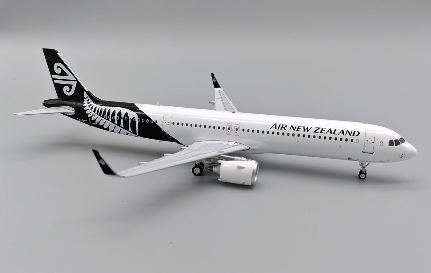 Pre-order InFlight200 IF321ZK0624 1:200 Air New Zealand Airbus A321-271NX ZK-OYE