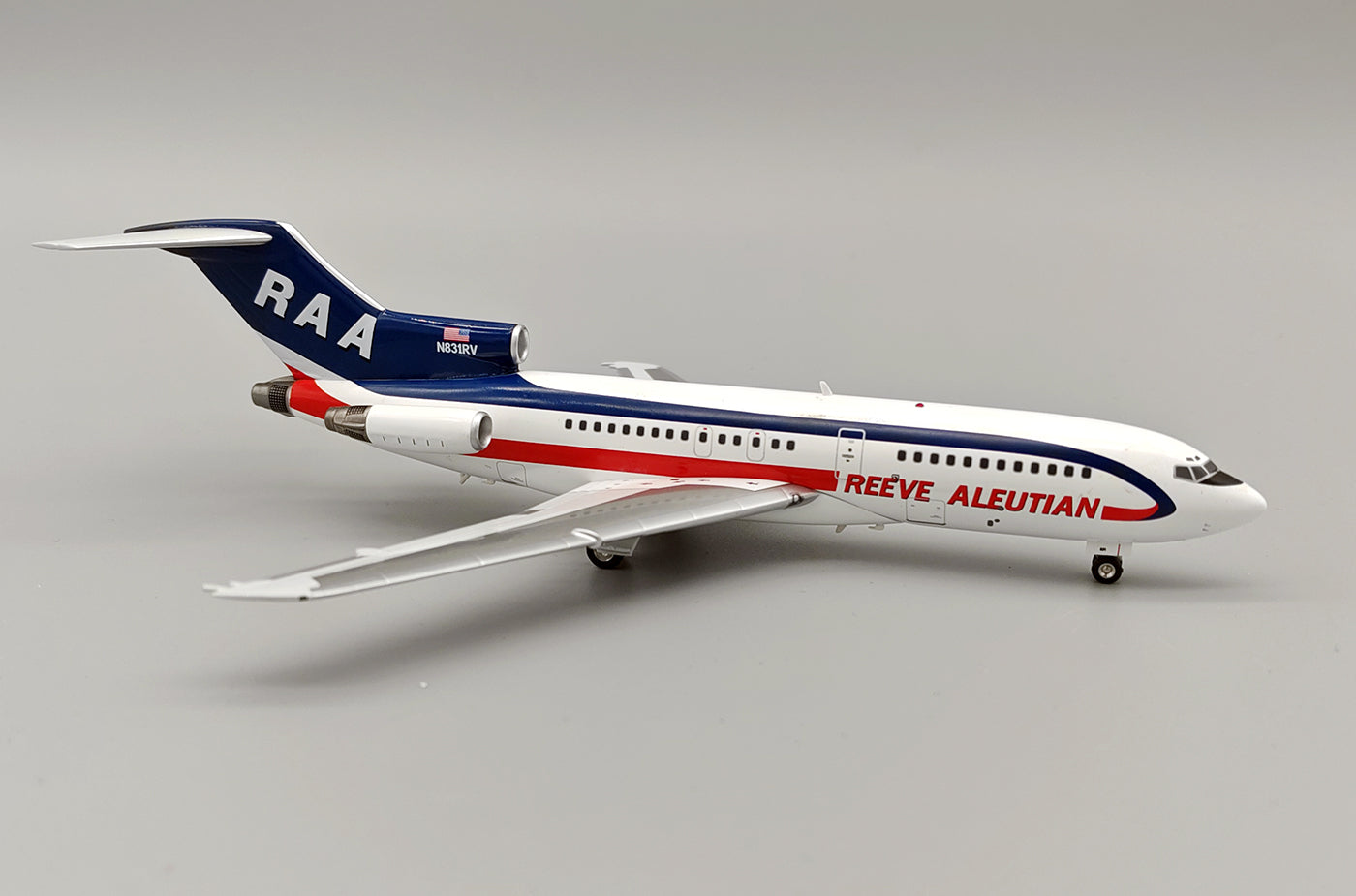 Pre-Order Inflight IF721RV0924 1:200 Reeve Aleutian Airways Boeing 727-22C N831RV