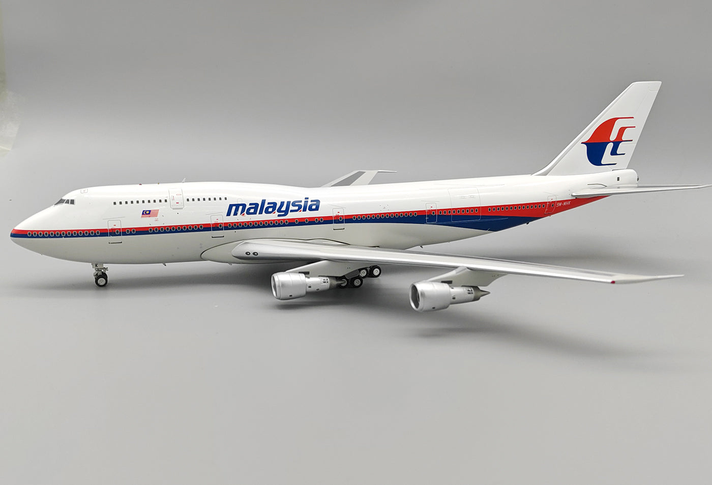 Pre-Order InFlight IF743MH1024 1:200 Malaysia Airlines Boeing 747-3H6M 9M-MHK