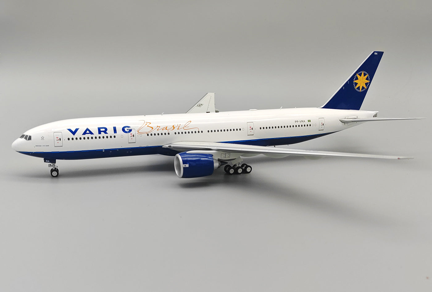 Pre-Order InFlight200 IF772VR1024 1:200 Varig Boeing 777-2Q8/ER PP-VRA