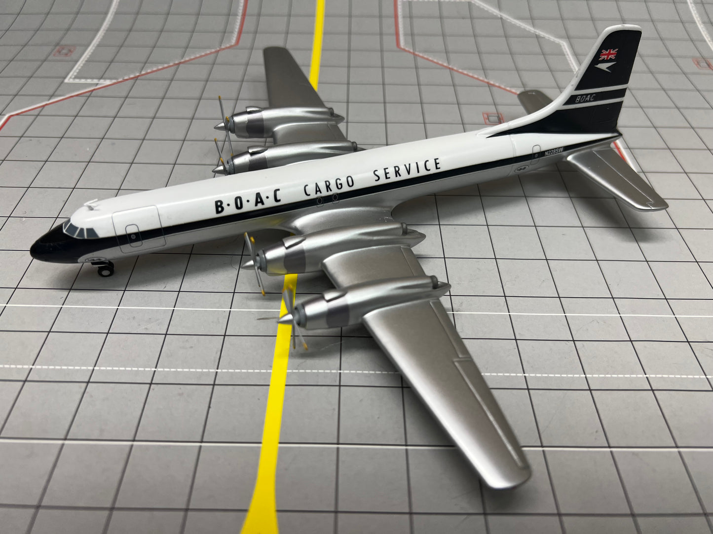 Sky Classics 1:200 Canadair CL-44D BOAC