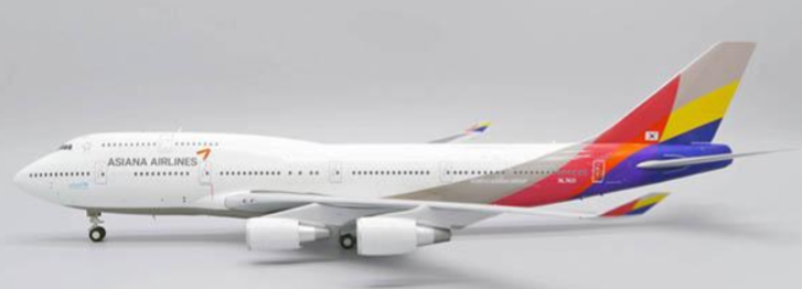 Pre-Order JC Wings JC2AAR0124 1:200 Asiana Airlines B747-400M HL7421