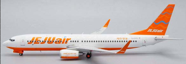 Pre-Order JC Wings XX20035 1:200 Jeju Air Boeing 737-800 HL8305