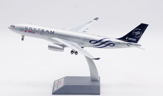 KJ Models KJ-A332-099 1:200 China Eastern Airlines Airbus A330-243 B-5908 "SkyTeam"