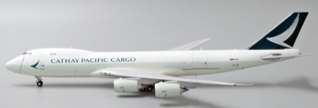 Pre-Order JC Wings EW4748003 1:400 Cathay Pacific Cargo Boeing 747-8F "Interactive Series" Reg: B-LJB