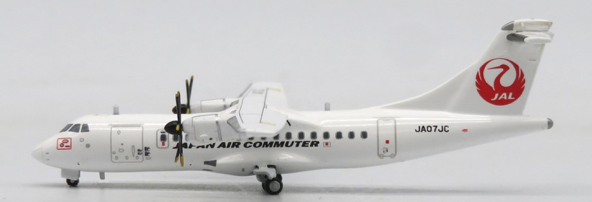 Pre-Order JC Wings EW4AT4003 1:400 Japan Air Commuter ATR42-600 Reg: JA07JC