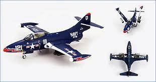 Hobby Master HA7201 1:48 F9F-2 Panther Diecast Model USN VF-781, "Paper Doll"