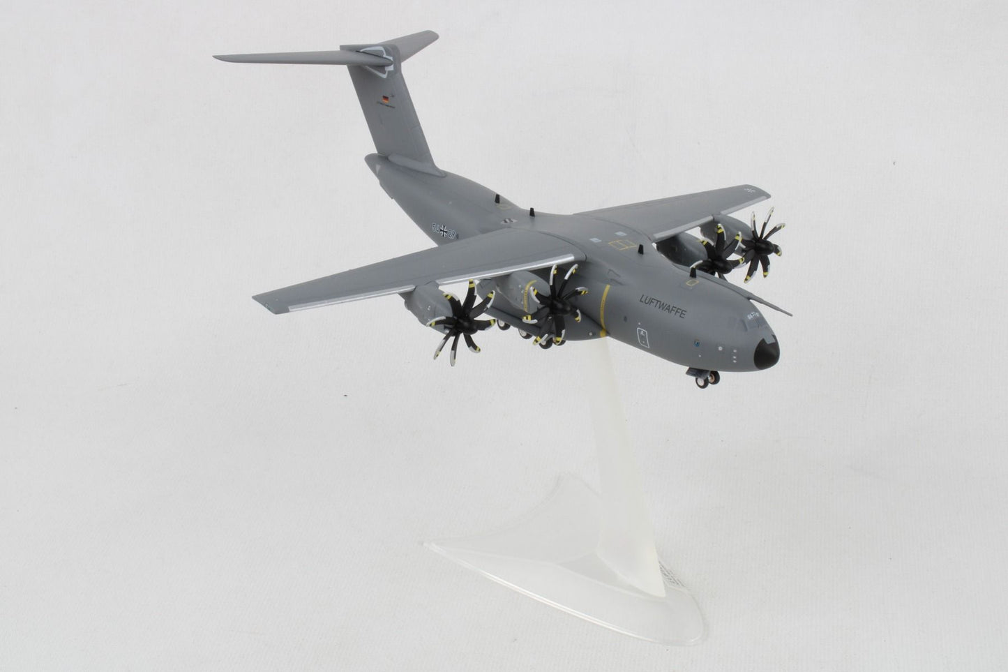 Herpa Wings 557207-004 1:200 Luftwaffe Airbus A400M Atlas - LTG 62 / Air Transport Wing 62, Wunstorf AB