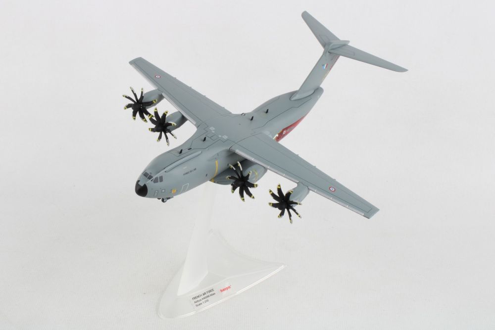 Herpa Wings 5721125 1:200 A400M Atlas French Air Force F-RBAR ET 4/61 Squadron, Reactivation