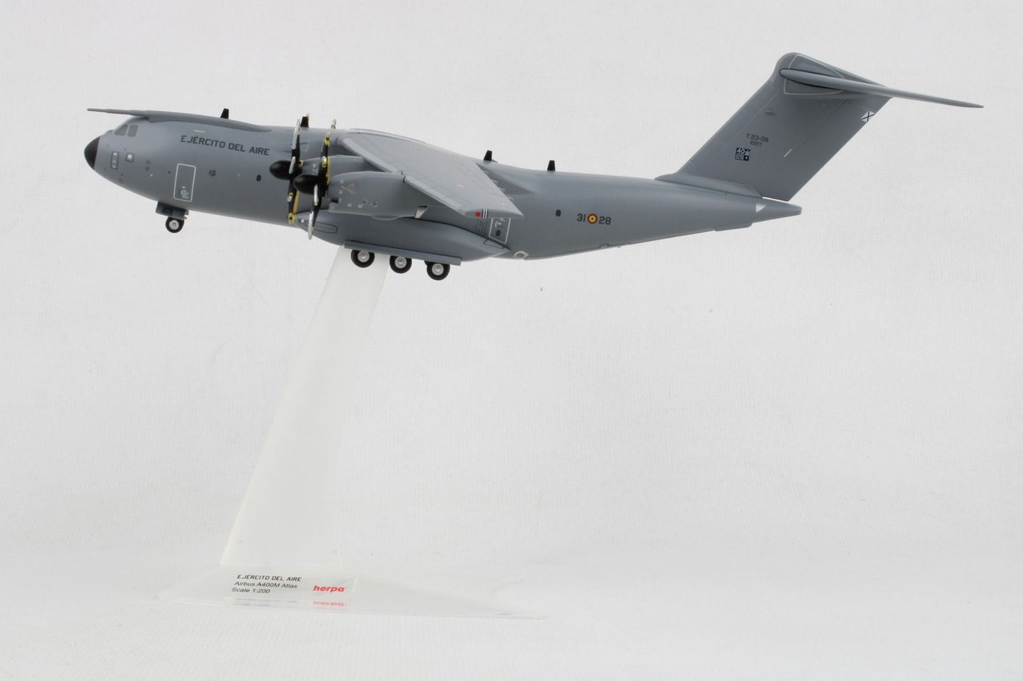 Herpa Wings 572729 1:200 Spanish Air force Airbus A400m 311th/312th Squadron, 31st Wing Zargoza Air Base