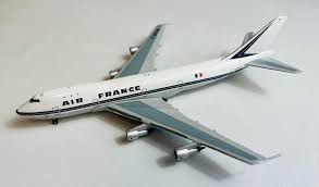 Aero Classics BBX41677 1:400 Air France Boeing 747-100 F-BPVB