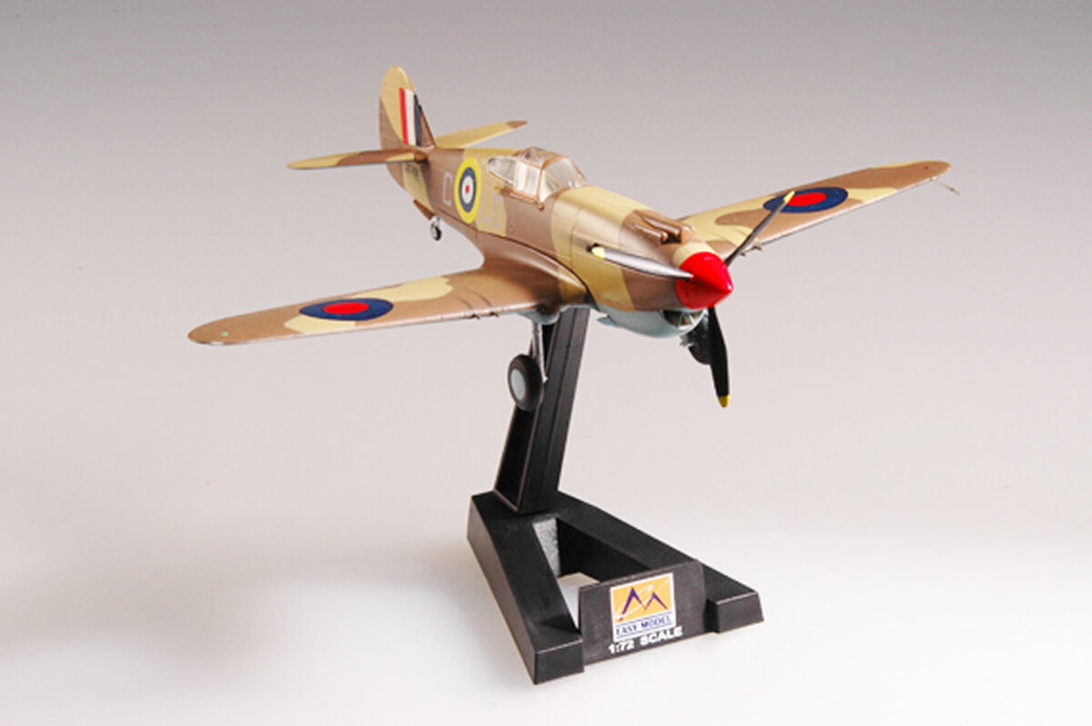 Easy Models 37208 1:72 P-40B Warhawk RAF No.250 Sqn, North Africa, 1941