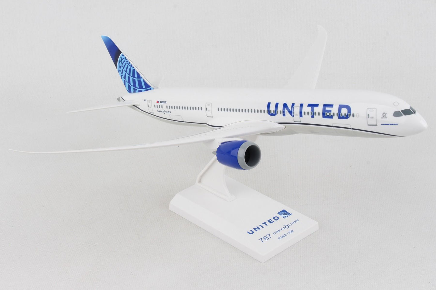 SkyMarks 1:200 United Airlines Boeing 787-9 N24976 SKR1046