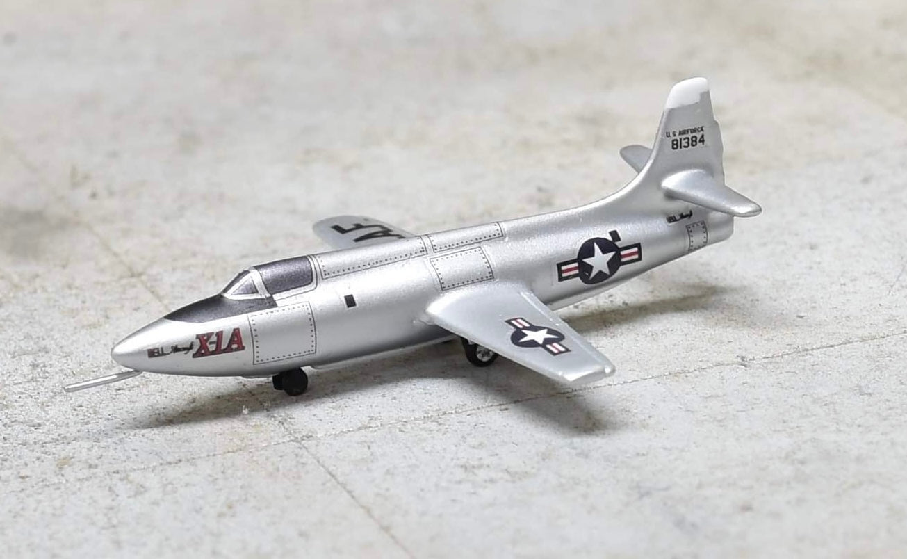 Sky Classics 1:200 Bell X - 1A 481384 "Silver & White fuselage Band USAF"